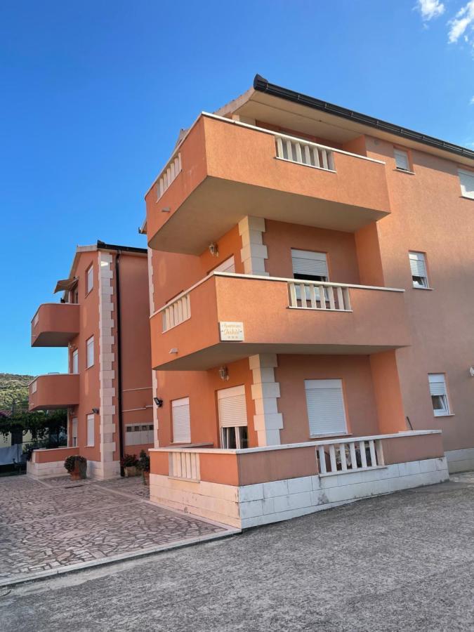 Apartman Jukic Hotel Marina Eksteriør billede