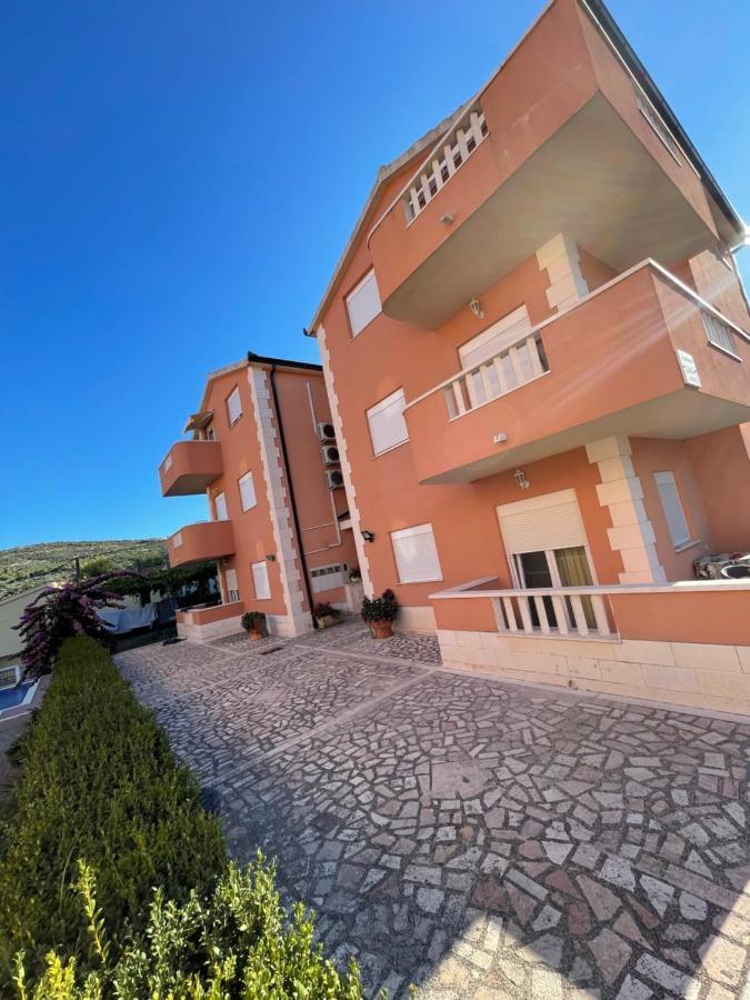 Apartman Jukic Hotel Marina Eksteriør billede