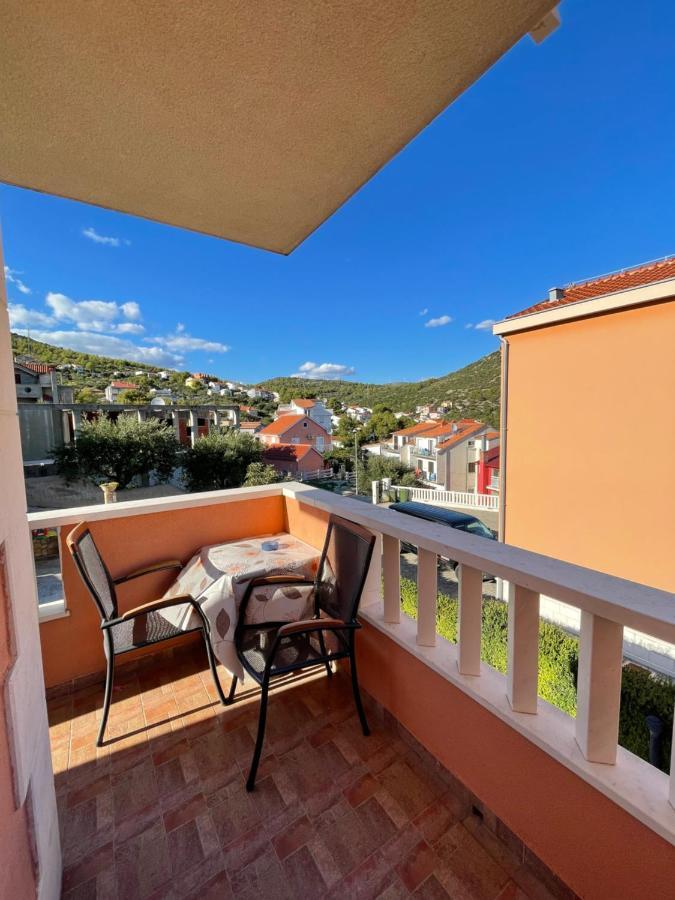 Apartman Jukic Hotel Marina Eksteriør billede