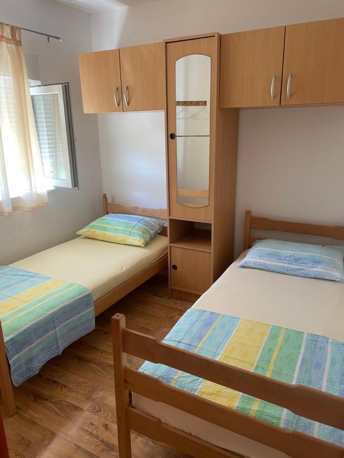 Apartman Jukic Hotel Marina Eksteriør billede