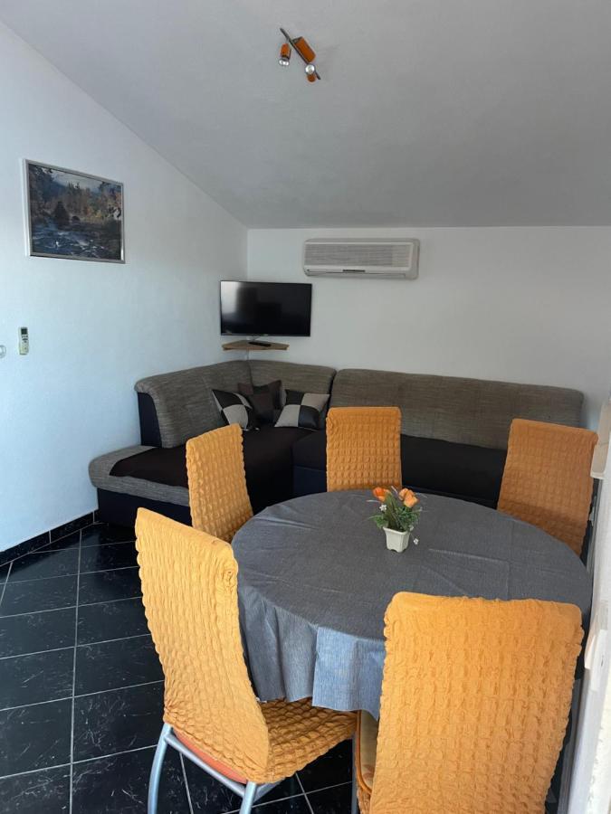 Apartman Jukic Hotel Marina Eksteriør billede